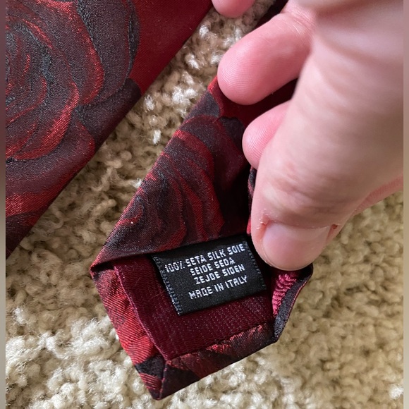 Vintage Dolce & Gabbana Silk Tie - Picture 4 of 6